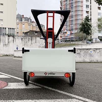 Triporteur pickup cargobike pour l'entretien des espaces verts et la collecte de déchets
