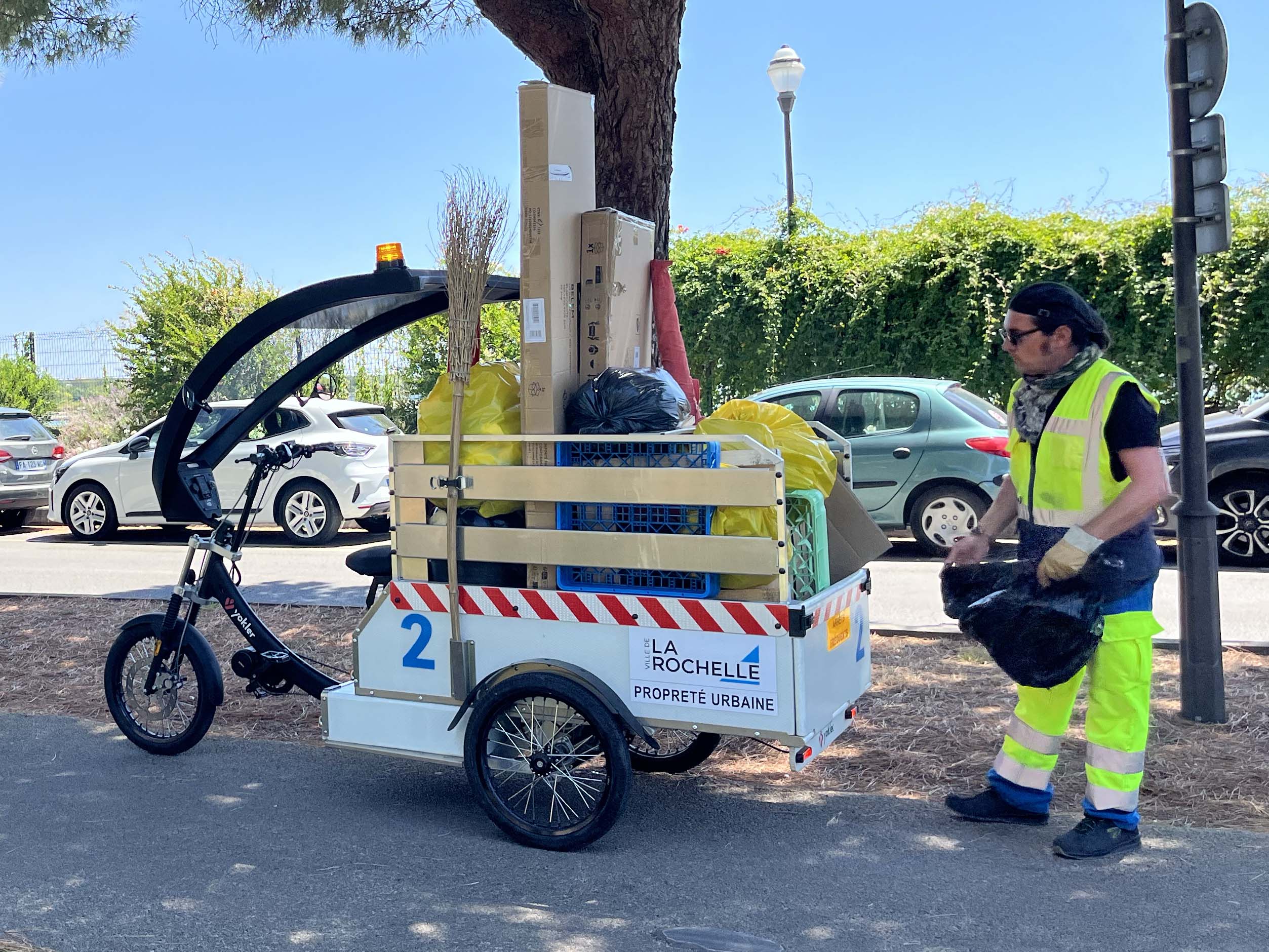 triporteur professionnel pour la collecte de dechets